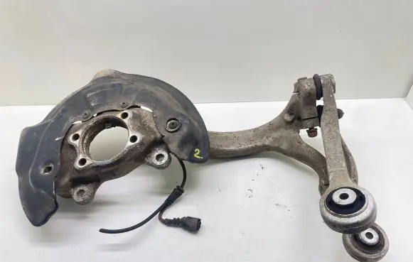 Audi A6 S6 C6 4F Front wheel hub spindle knuckle 4F0257 4F0615311A