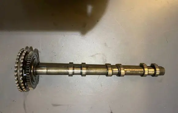 Mercedes-Benz S W221 Camshaft pulley/ VANOS 6420520001