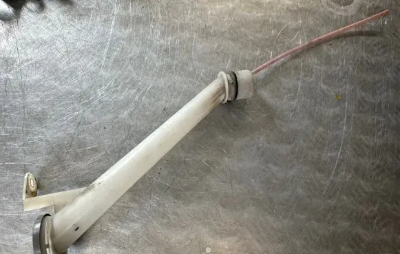 Nissan X-Trail T31 Window washer liquid tank fill tube 