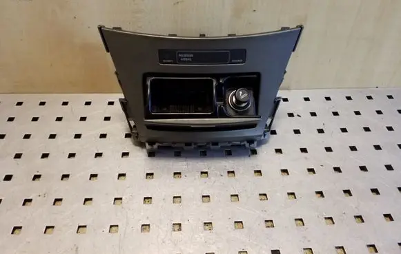 Toyota Avensis T270 Car ashtray 5880405110 5880405100