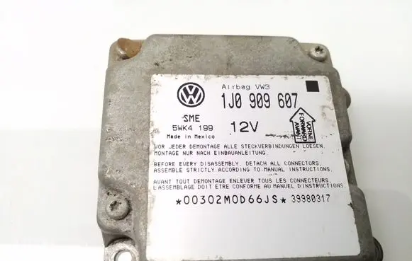 Volkswagen PASSAT B5 Airbag control unit/module 1J0909607 5WK4199