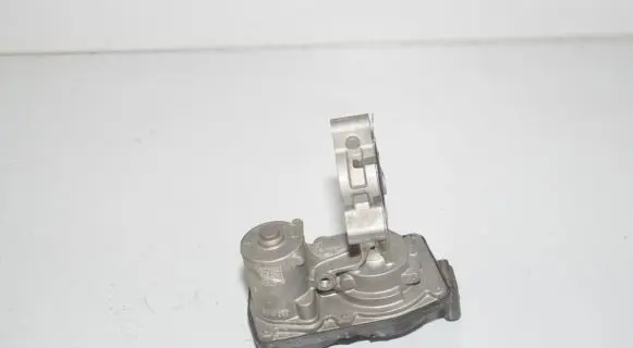 BMW 5 G30 G31 Throttle valve 8576810 11718576810 8479637