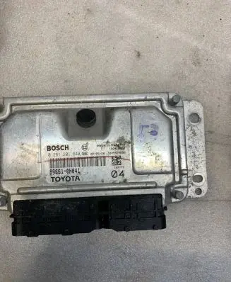 Toyota Aygo AB10 Engine control unit/module 0261201640 89661-0H041