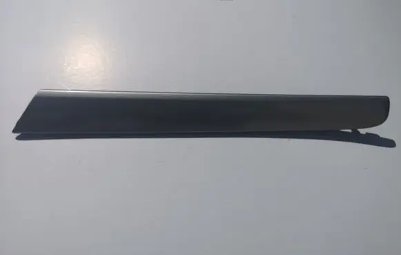 Volkswagen Sharan Front door trim bar 