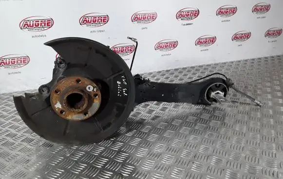 Rear wheel hub spindle/knuckle