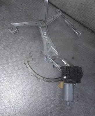 Mercedes-Benz ML W163 Front door window regulator with motor 990408100