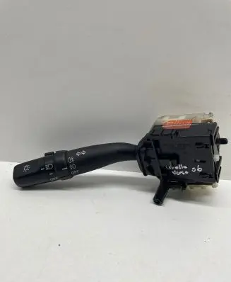 Toyota Corolla Verso AR10 Indicator stalk 173650