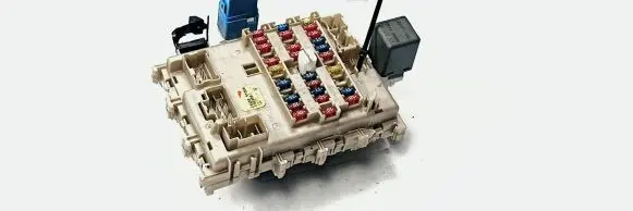 Nissan Almera Tino Fuse box set 243505M300