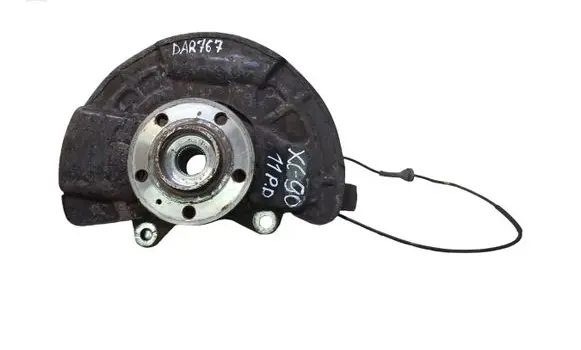 Front wheel hub