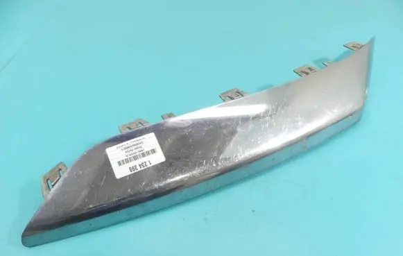Chrysler Pacifica Front fog light trim/grill A00217102LH IMPRK1234398