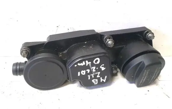 Mercedes-Benz E W211 Oil fill pipe A6460100162