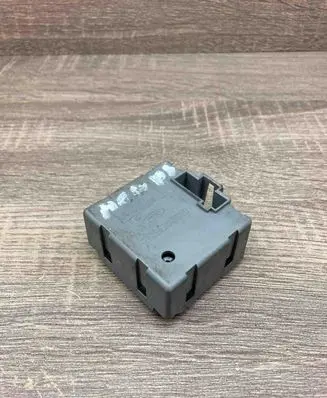 Ford Mondeo Mk III Other relay 93BB10E850AC 5390004IE 2194