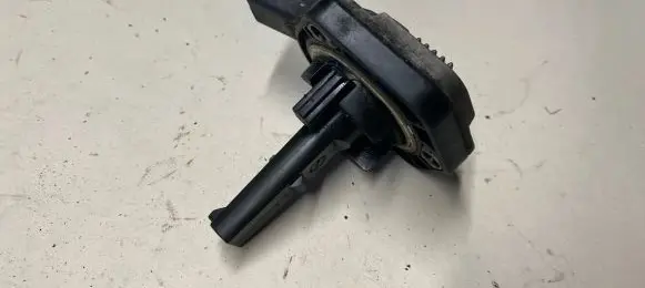 Audi A6 S6 C5 4B Oil level sensor 1J0907660B 6PR00807902