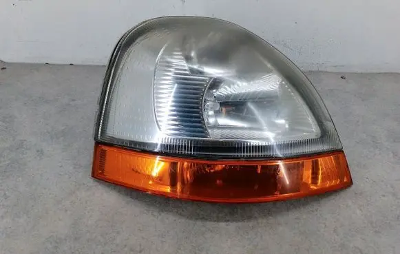 Nissan Interstar Headlight/headlamp 