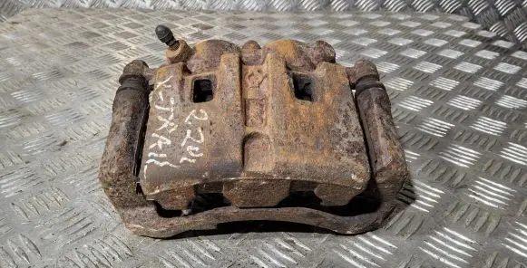 Nissan X-Trail T30 Front brake caliper