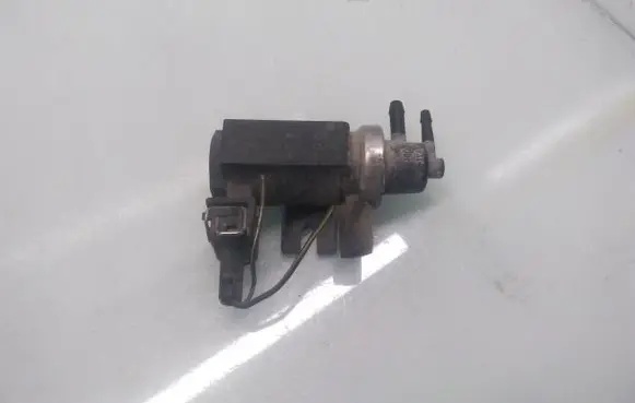 Ford Galaxy Turbo solenoid valve 1H0906627