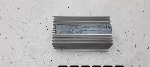 Jaguar XF Engine control unit/module zetagi r20