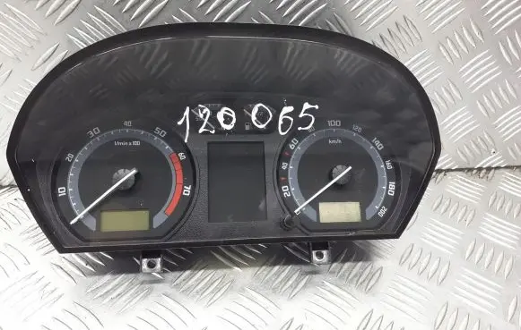 Skoda Fabia Mk1 (6Y) Speedometer (instrument cluster) 6Y0920883