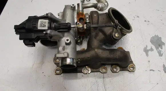 BMW 3 F30 F35 F31 Turbo 7850279