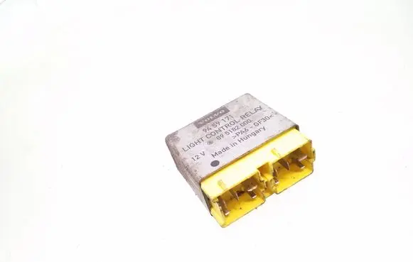 Volvo S70 V70 V70 XC Light relay 9459171