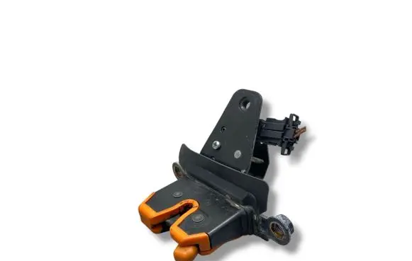 Skoda Fabia Mk1 (6Y) Tailgate/trunk/boot lock/catch/latch 6Y0827501D