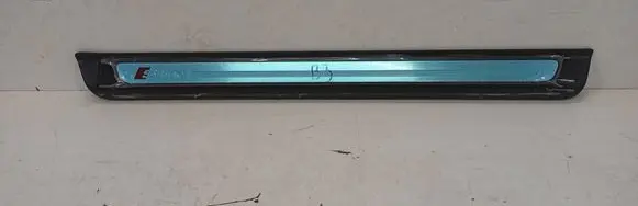 Audi TT TTS RS Mk3 8S Front door trim (molding) 8S0853482A
