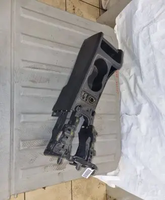 Ford Focus Center console BM51A045M62