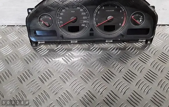 Speedometer (instrument cluster)