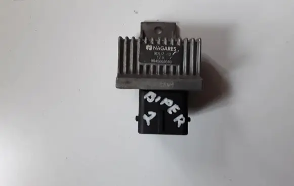 Glow plug pre-heat relay