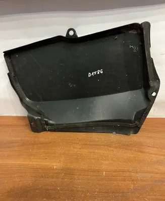 Jaguar XF X250 Fuse box cover T7947 D1586