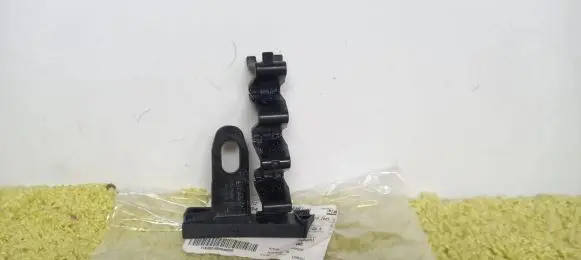 Audi A4 S4 B9 Headlight/headlamp mounting bracket 8W0807334