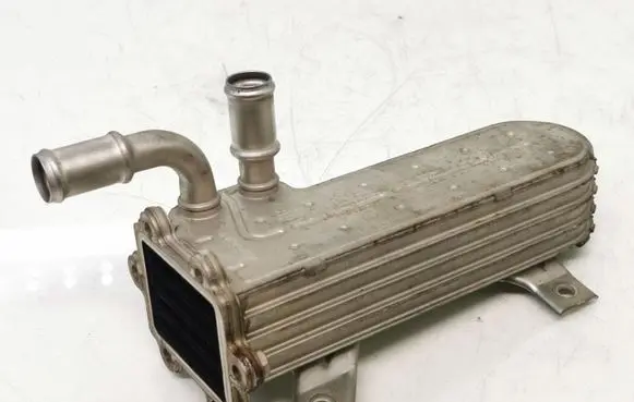 EGR valve cooler