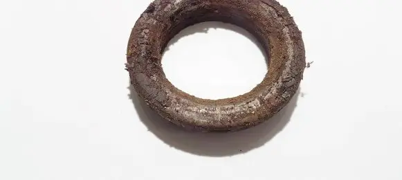 Renault Laguna I Coil spring mount 