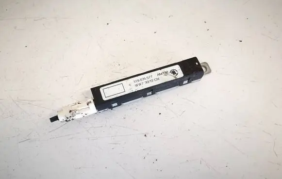 Skoda Superb B6 (3T) Antenna control unit 3t9035577