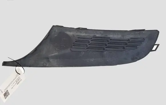 Volkswagen Polo V 6R Front bumper lower grill 6R0853666C