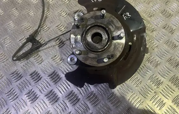 Hyundai Ioniq Front wheel hub