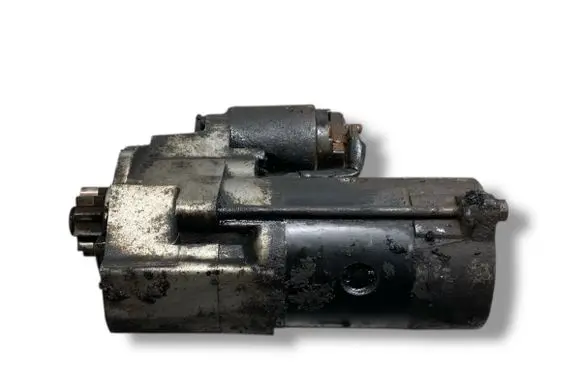 Nissan Navara Starter motor 233005X00A M002TS0671ZE