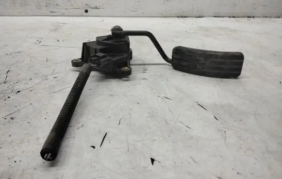 Renault Scenic II - Grand scenic II Accelerator throttle pedal 8200159647