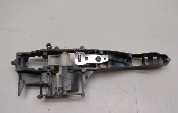 Peugeot 207 Front door exterior handle/bracket ZP5FABI