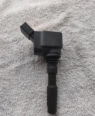Seat Ateca High voltage ignition coil 04E905110K