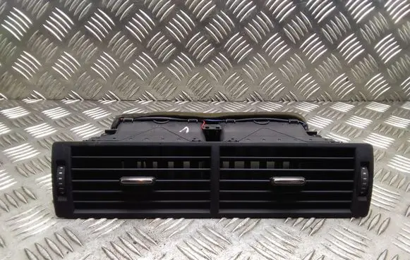 Audi A4 S4 B7 8E 8H Dash center air vent grill 8E0820951H