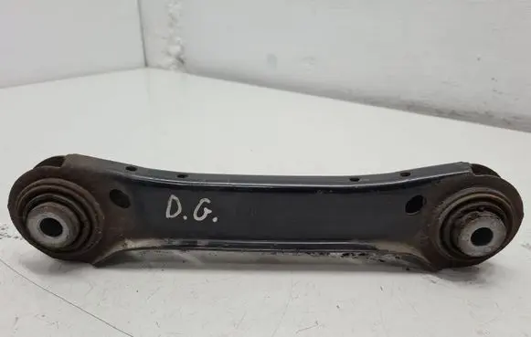Rear upper control arm/wishbone