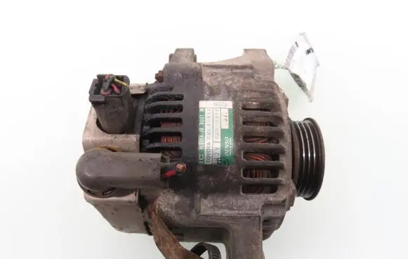 Toyota Yaris Generator/alternator 2706021030
