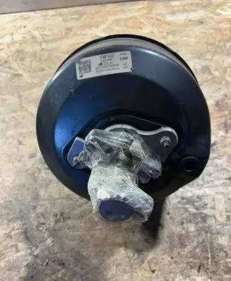 Volkswagen Crafter Brake booster 2N0612101