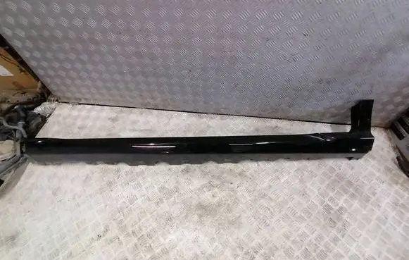 Ford Ecosport Sill HN1510155A
