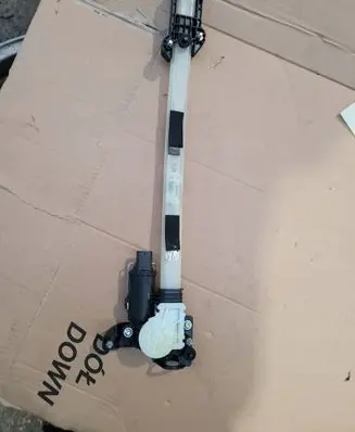 Audi A8 S8 D4 4H Curtain motor 4H0861963