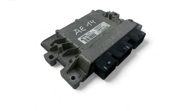 Renault Clio II Engine control unit/module ECU 8200473744 S120201109A