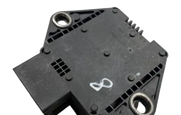 BMW 6 E63 E64 ESP acceleration yaw rate sensor 6768680 3000924 0265005615
