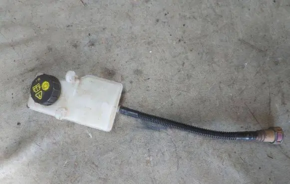 Ford S-MAX Brake fluid reservoir ev612k478ea M824700