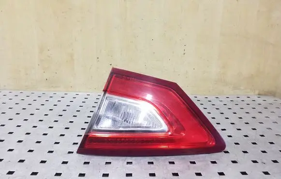 Ford Mondeo MK V Tailgate rear/tail lights DS7313A602KD